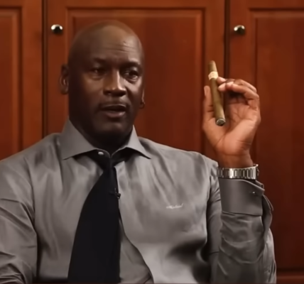 Michael Jordan: The Untold Story of the Basketball Legend