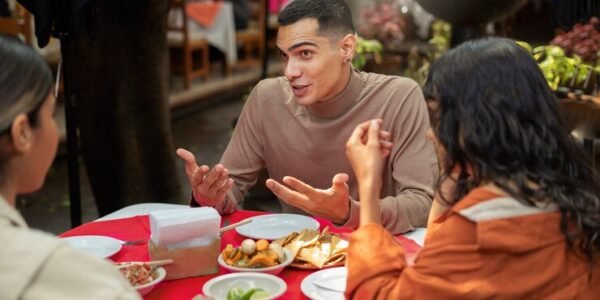 Chinatown Hawker Leftovers: Causes, Risks & Ethical Debate